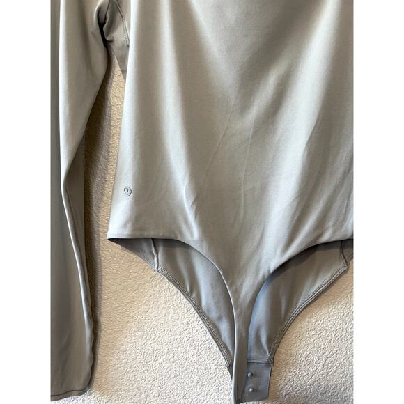Lululemon Wundermost Ultra-Soft Nulu Square Neck Long Sleeve Bodysuit Gray Med - Picture 4 of 12